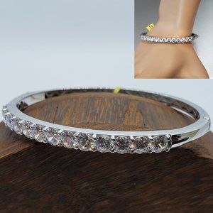 11.15 cts Swarovski Sterling Silver Bangle Bracelet